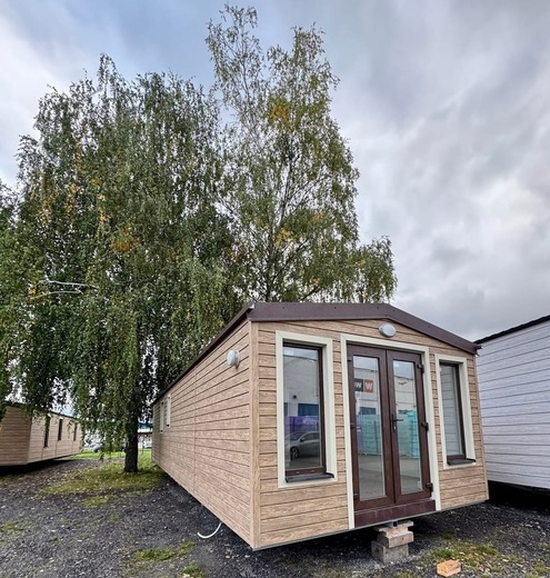 Super Arktik Mobile Home – 3 Bedrooms, Beige Exterior