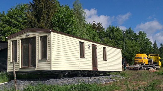Doprava a osadenie mobilnych domov.jpeg