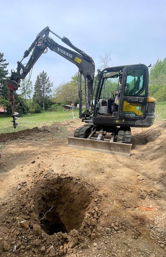 foundation-piers-under-mobile-home-site-preparation.JPG