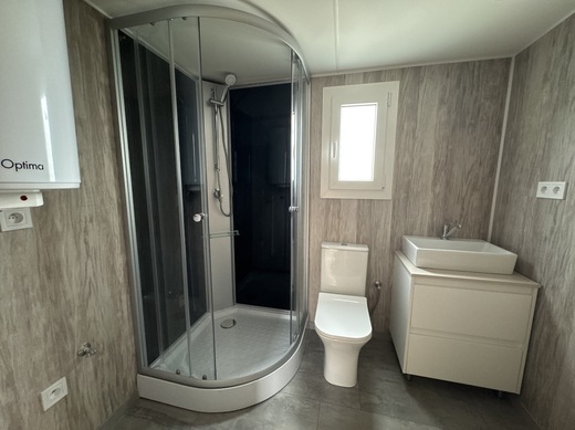 Mobile Home Bathroom Fully Equipped | Functional Bathroom Design