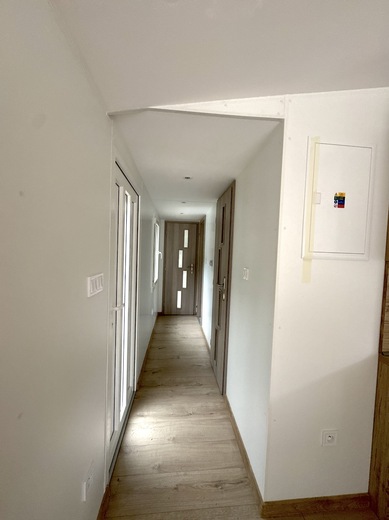 Mobile Home SUPER ARKTIK | Functional Hallway