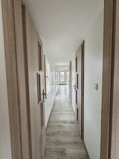 Mobile Home Super Arktik Wood – Modern Hallway Design