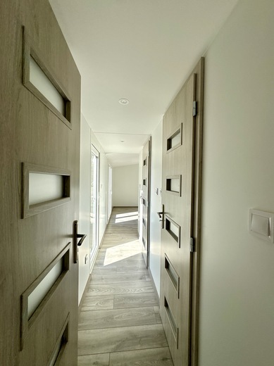 Hallway Mobile Home Super Arktik