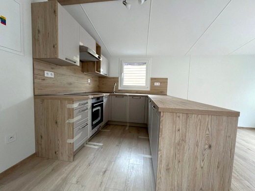 Mobile Home SUPER ARKTIK | Kitchen with Appliances