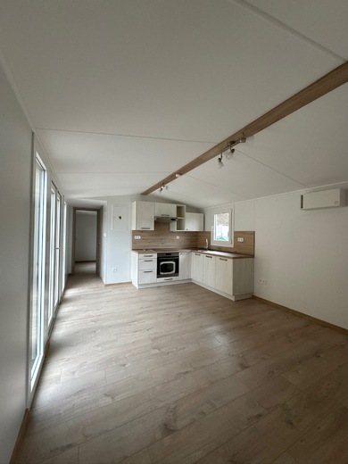 Mobile Home Super Arktik – Living Room with Kitchen