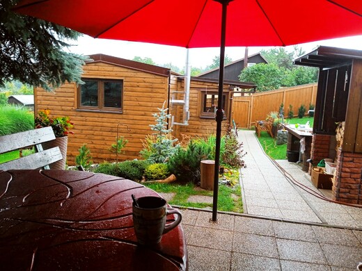 Mobile Home as Garden House with Veranda