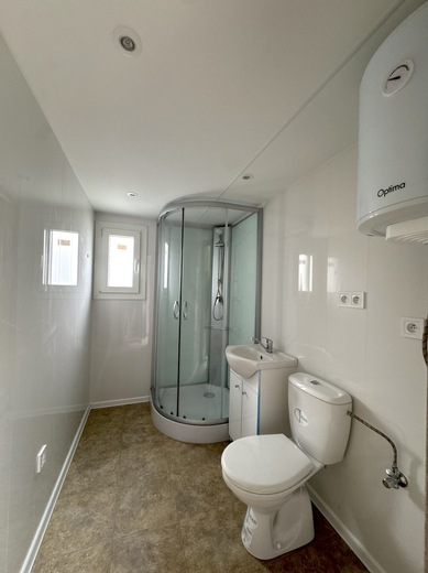 Mobile Home Economy Bathroom with Sanitary Equipment