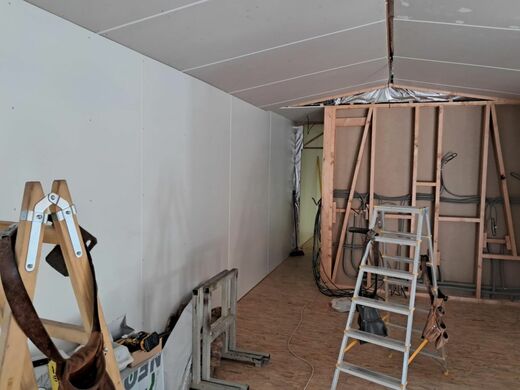 Mobile Home Interior Assembly Process