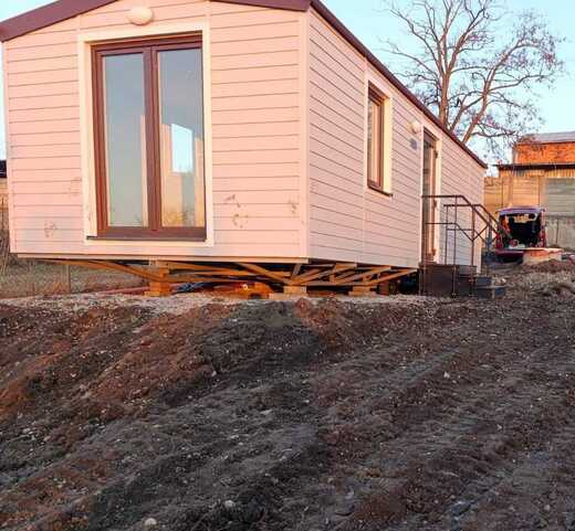 Mobile Home on Concrete Blocks | Installation Ready