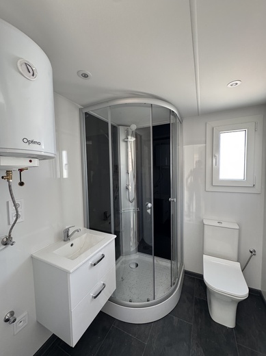 Mobile Home Super Arktik Bathroom | Modern Sanitary Space