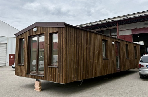 Mobile Home Super Arktik PLUS | Overall Exterior View