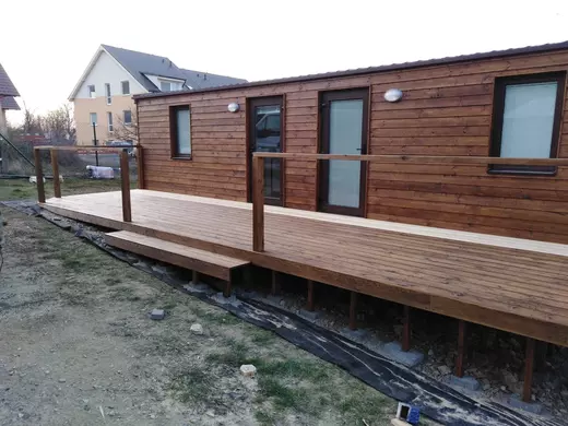 Mobile Home Exterior – Sipo Cladding & Large Terrace