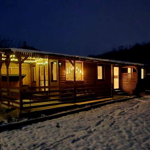 Mobile Home Wood Cladding in Winter Conditions