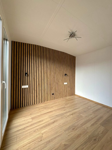 Mobile Home Super Arktik FAMILY – Stylish Bedroom Interior