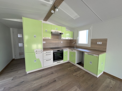 Modern Mobile Home Kitchen with Appliances | Fully Equipped Design