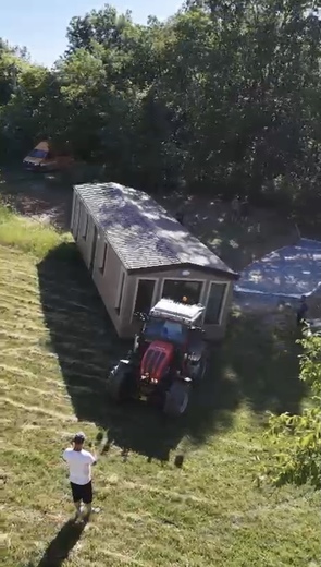 pulling-mobile-home-on-plot.jpg