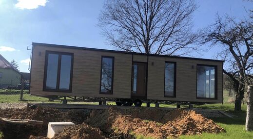 Rodinny mobilny dom s popisnym cislom.jpeg