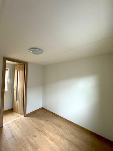 Small Room in Mobile Home – Cozy Compact Living Ideas