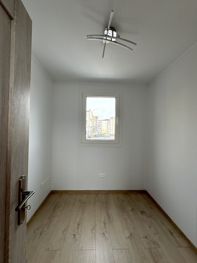 Super Arktik Family Mobile Home – Compact Bedroom