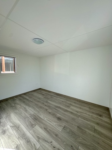 Spacious Bedroom in Mobile Home | Modern Interior