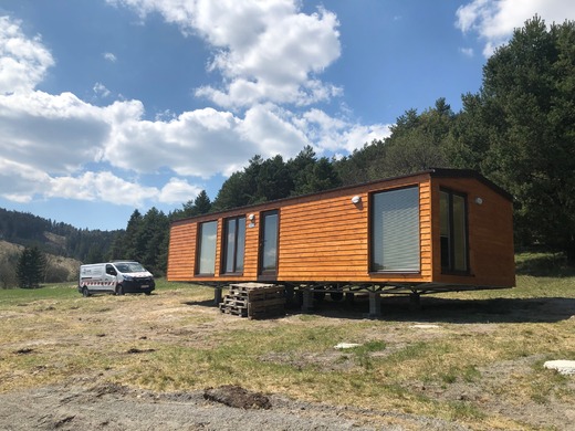 Super Arktik Mobile Home Nuss Wood Cladding Shade