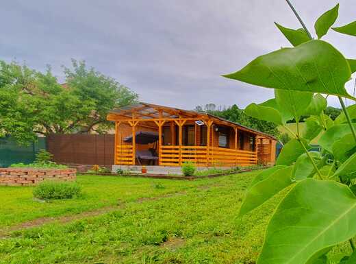 Super Arktik Wood Facade Covered Terrace